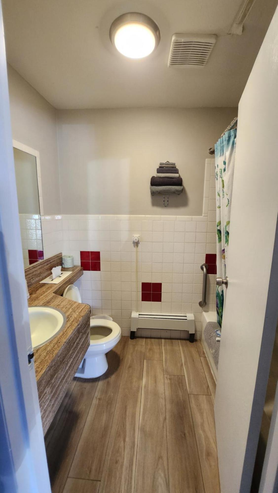 لامار Golden Arrow Motel الغرفة الصورة